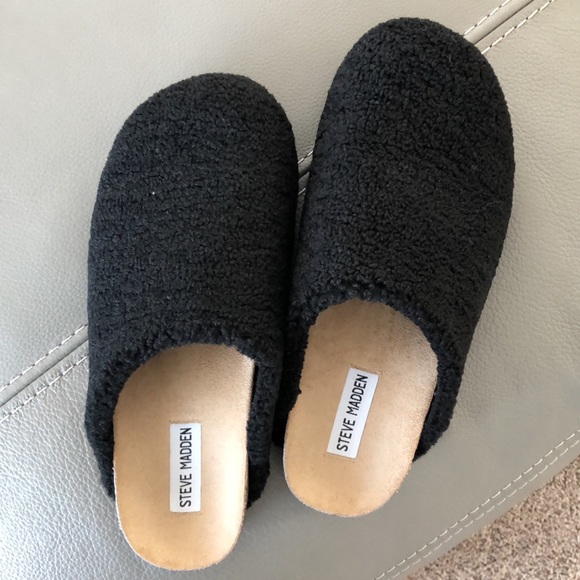 Steve Madden slides. Size 9 medium - Picture 3 of 4